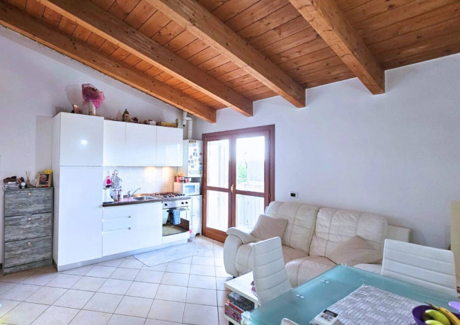 Appartamento in vendita a Limbiate