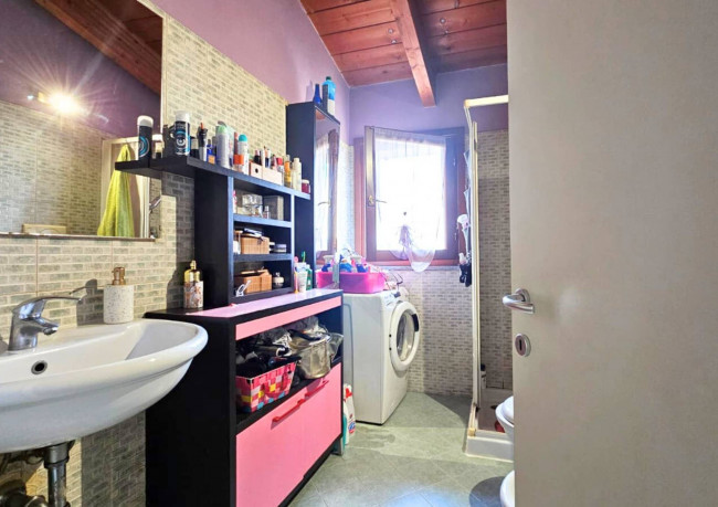 Appartamento in vendita a Limbiate