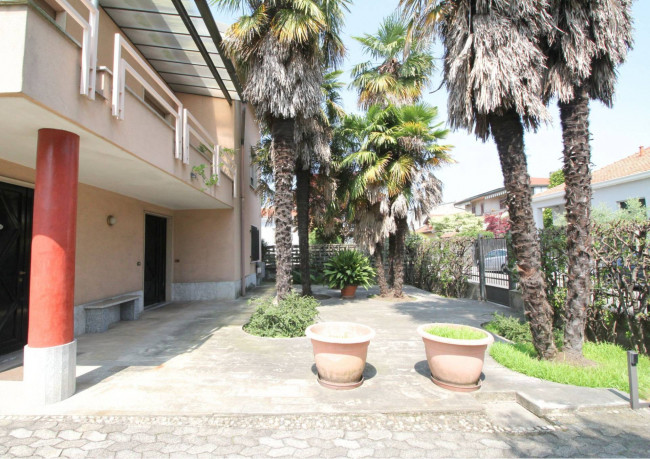 Villa bifamiliare in vendita a Limbiate