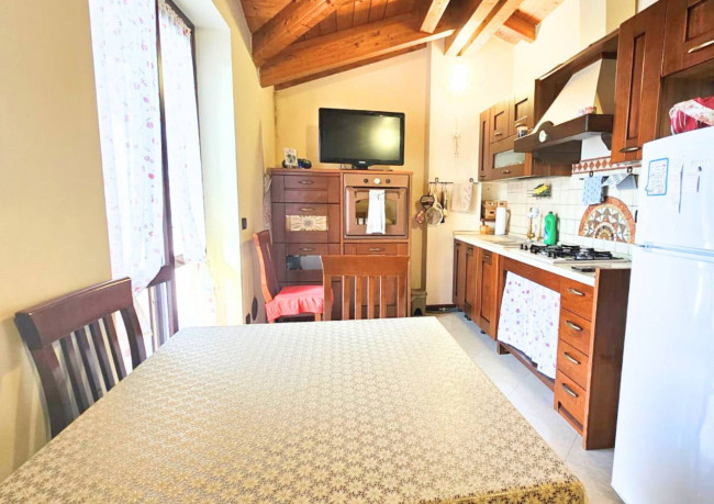 Appartamento in vendita a Limbiate