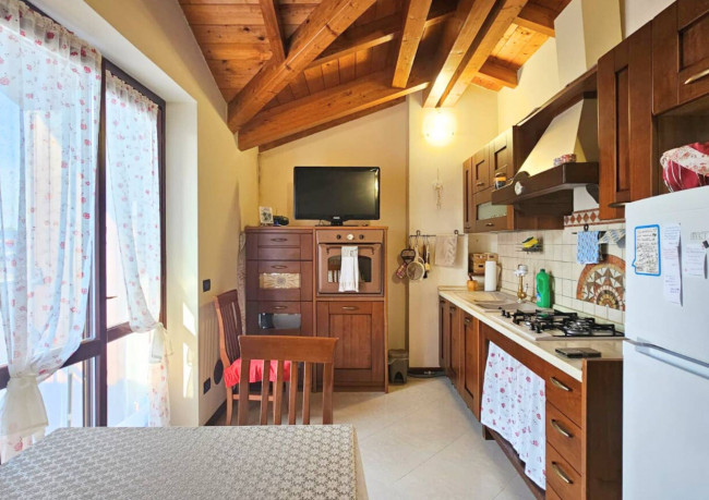 Appartamento in vendita a Limbiate