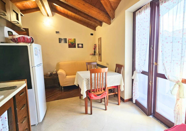 Appartamento in vendita a Limbiate