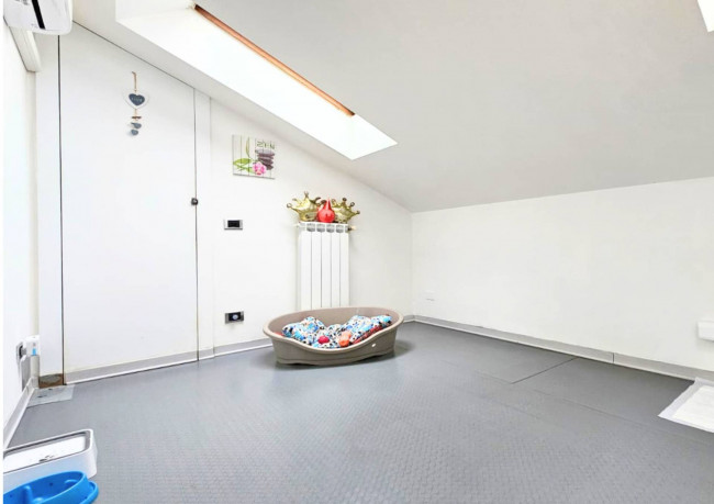 Appartamento in vendita a Limbiate