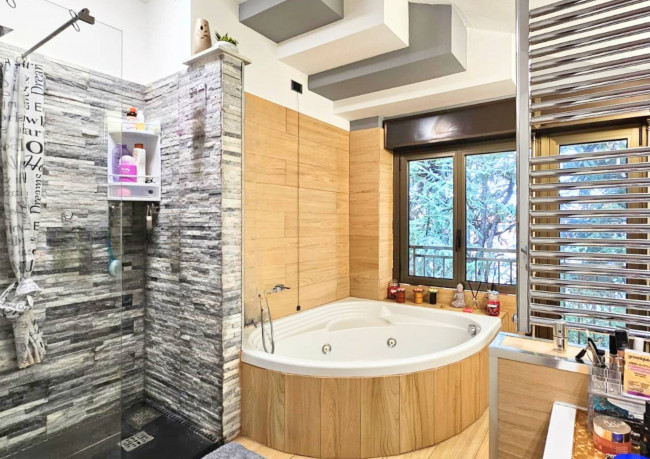 Appartamento in vendita a Limbiate