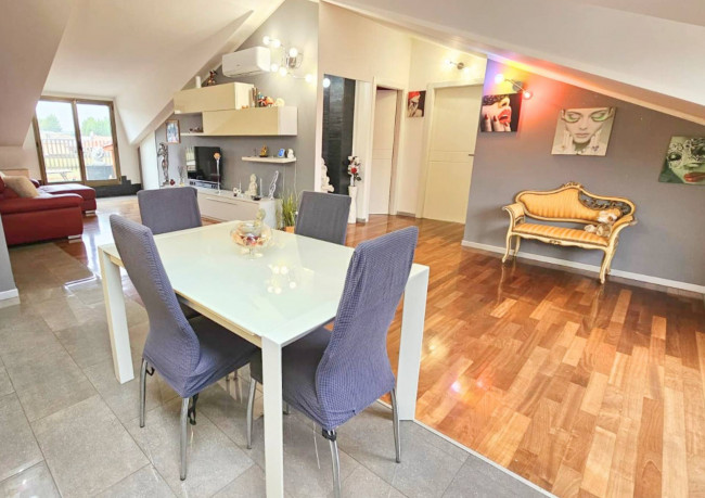 Appartamento in vendita a Limbiate