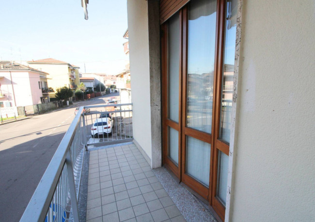 Appartamento in vendita a Limbiate