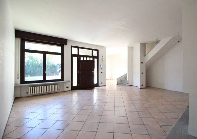 Casa Indipendente in vendita a Varedo