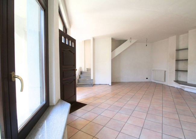 Casa Indipendente in vendita a Varedo