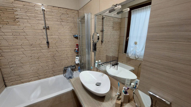 Appartamento in vendita a Limbiate