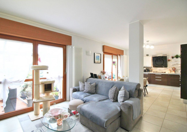 Appartamento in vendita a Limbiate