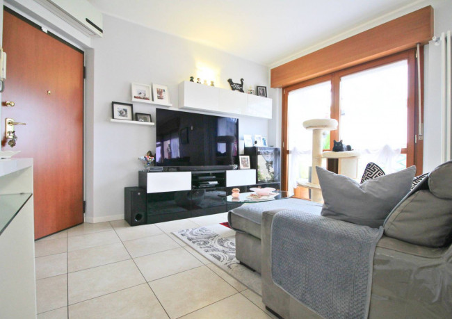 Appartamento in vendita a Limbiate