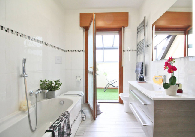 Appartamento in vendita a Limbiate