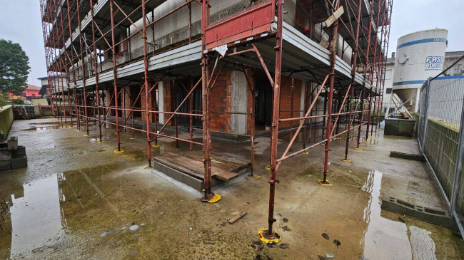 Appartamento in vendita a Limbiate