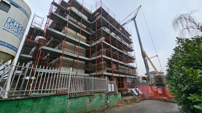 Appartamento in vendita a Limbiate