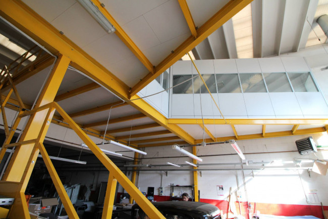 Capannone in vendita a Bovisio-Masciago