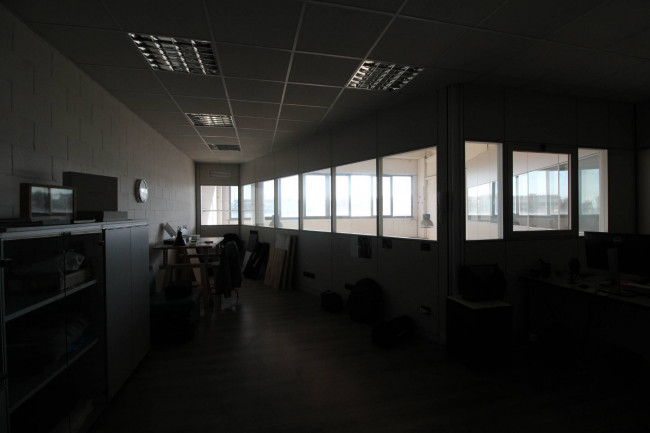 Capannone in vendita a Bovisio-Masciago