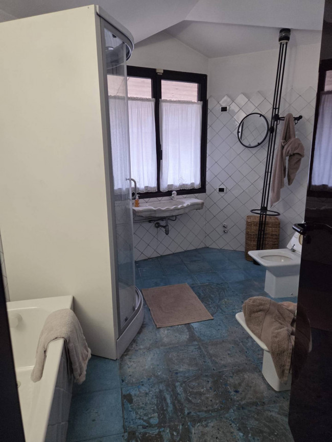 Villa bifamiliare in affitto a Lissone