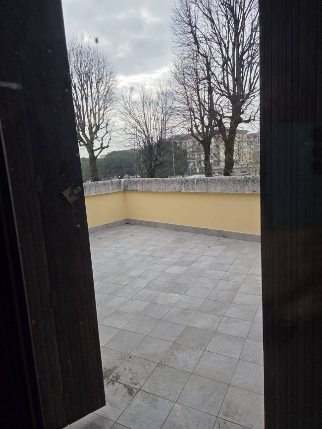 Villa bifamiliare in affitto a Lissone