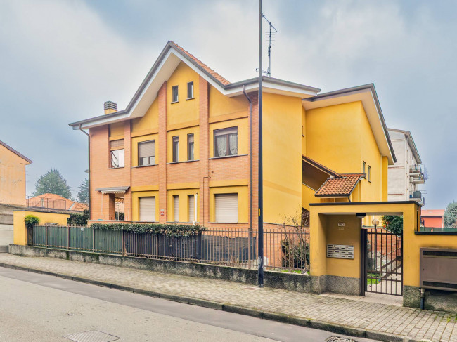 Appartamento in vendita a Limbiate