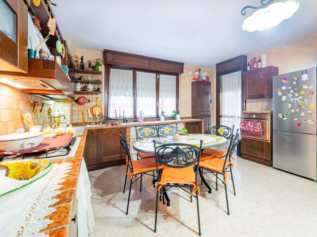 Appartamento in vendita a Limbiate