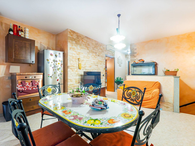 Appartamento in vendita a Limbiate