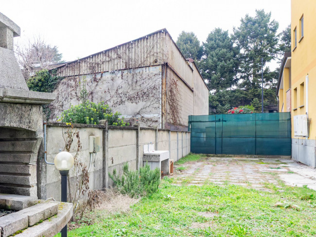 Appartamento in vendita a Limbiate