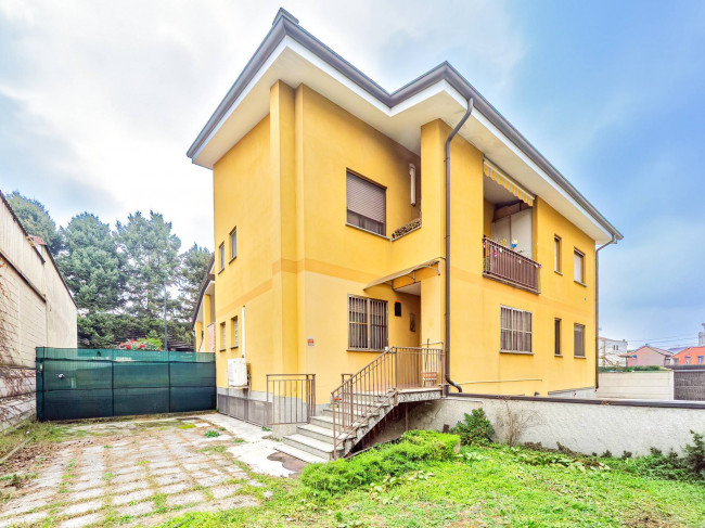 Appartamento in vendita a Limbiate