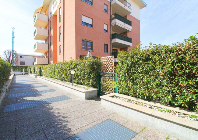 Appartamento in vendita a Limbiate