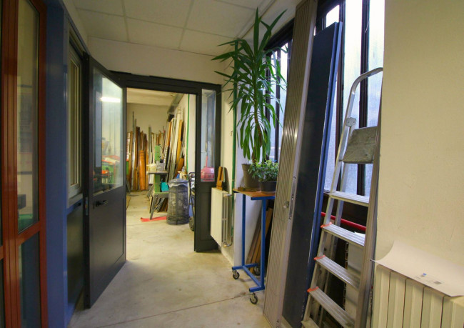 Capannone in vendita a Paderno Dugnano