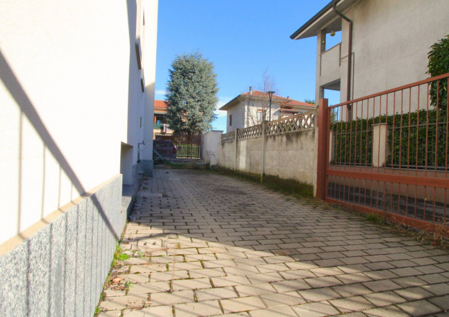 Appartamento in vendita a Limbiate