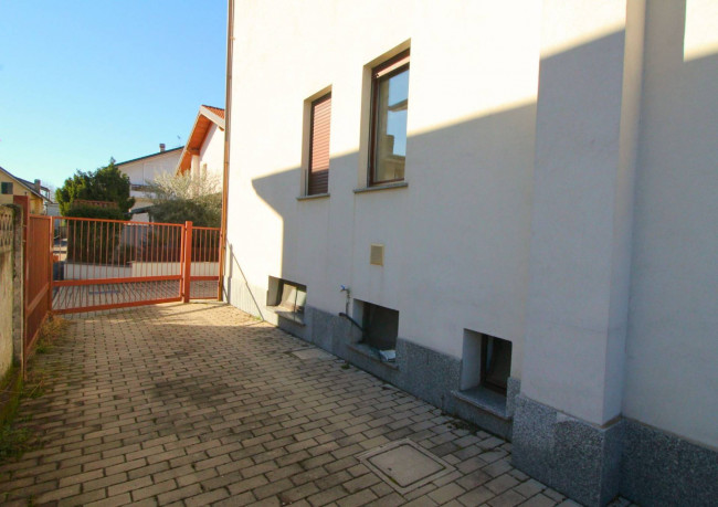 Appartamento in vendita a Limbiate