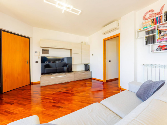 Appartamento in vendita a Solaro