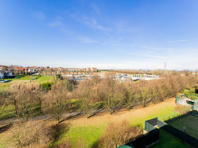 Appartamento in vendita a Solaro