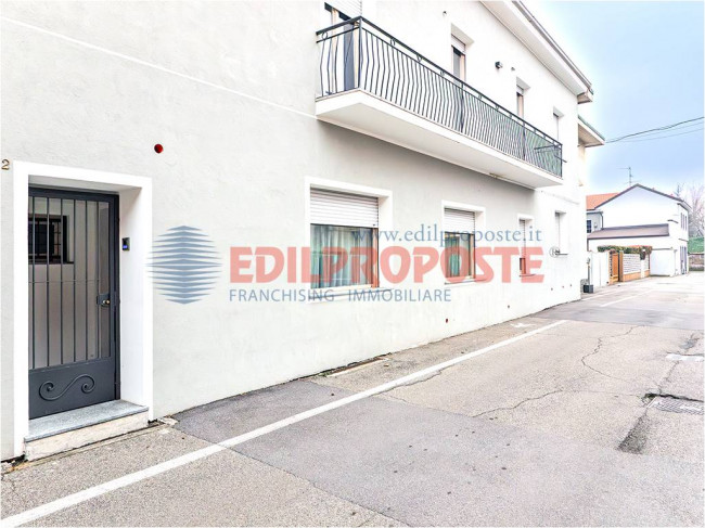 Casa Indipendente in vendita a Varedo