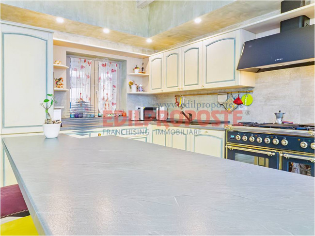 Casa Indipendente in vendita a Varedo