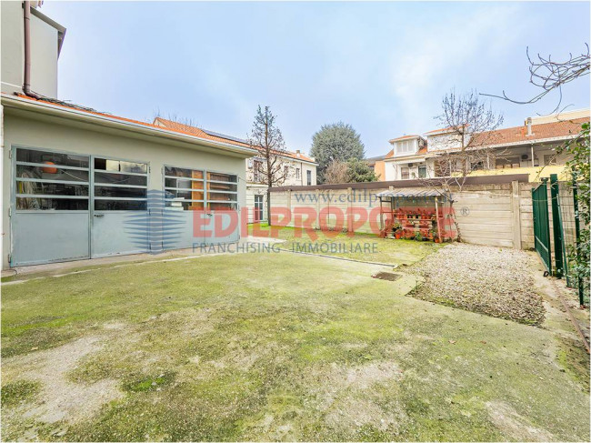 Casa Indipendente in vendita a Varedo