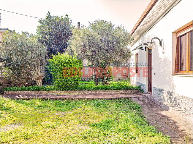 Villa in vendita a Limbiate