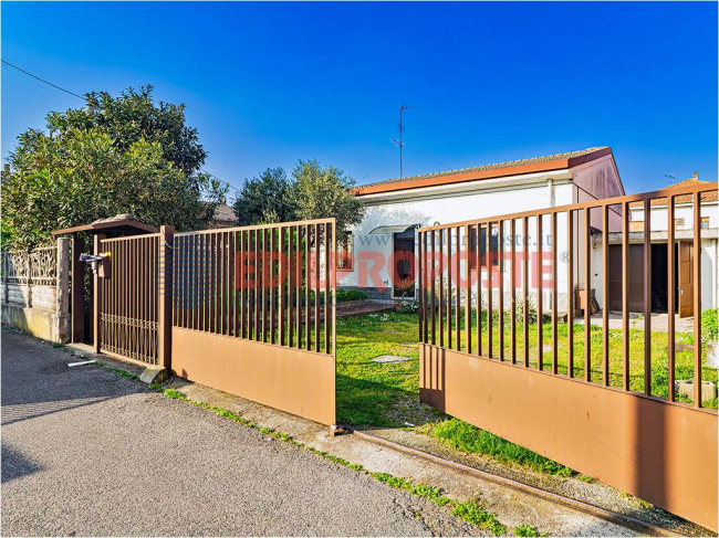 Villa in vendita a Limbiate