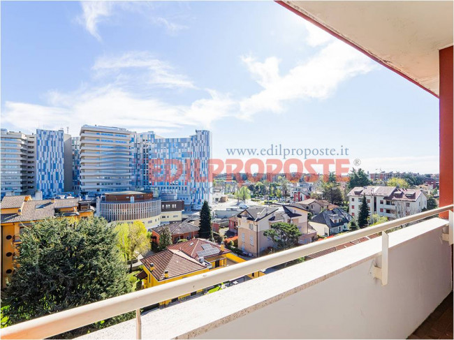 Appartamento in vendita a Monza