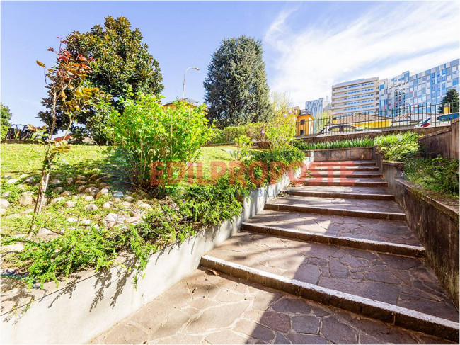 Appartamento in vendita a Monza