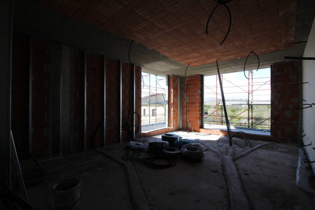 Appartamento in vendita a Limbiate