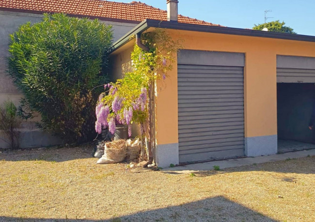 Villa in vendita a Limbiate
