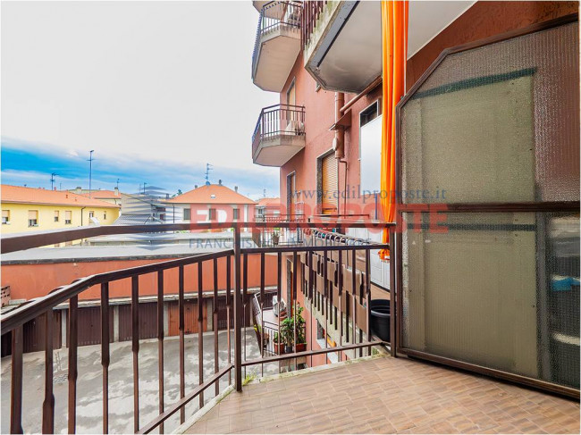 Appartamento in vendita a Limbiate