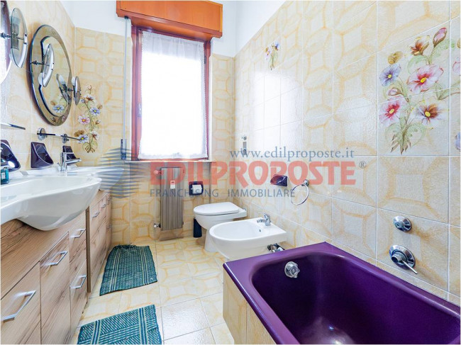 Appartamento in vendita a Limbiate