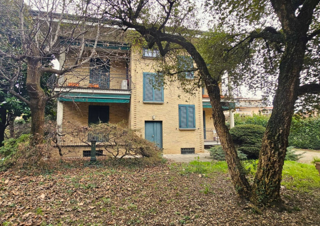 Villa bifamiliare in vendita a Limbiate