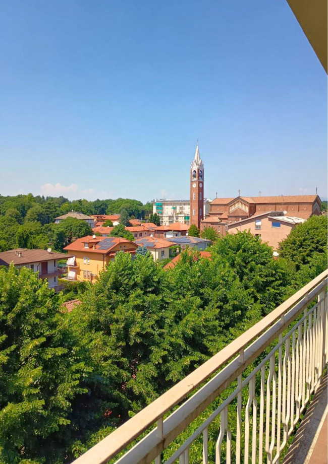 Appartamento in vendita a Limbiate