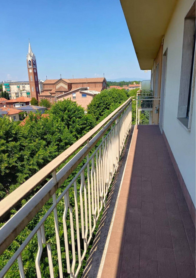 Appartamento in vendita a Limbiate