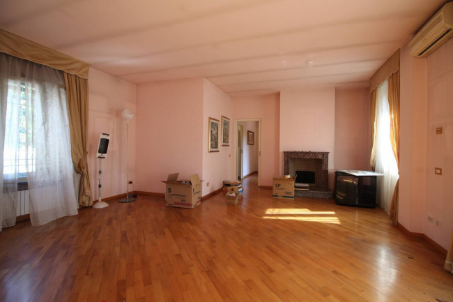 Casa Indipendente in vendita a Limbiate