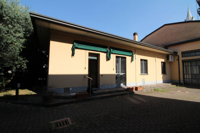 Casa Indipendente in vendita a Limbiate