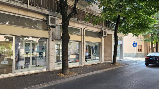 Appartamento in vendita a Limbiate
